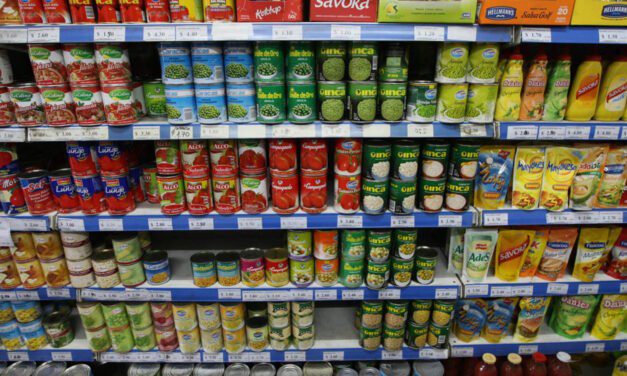 En julio una familia necesitó $13.347 para no ser pobre