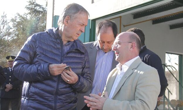 Schiaretti visitó la obra de gas en General Cabrera