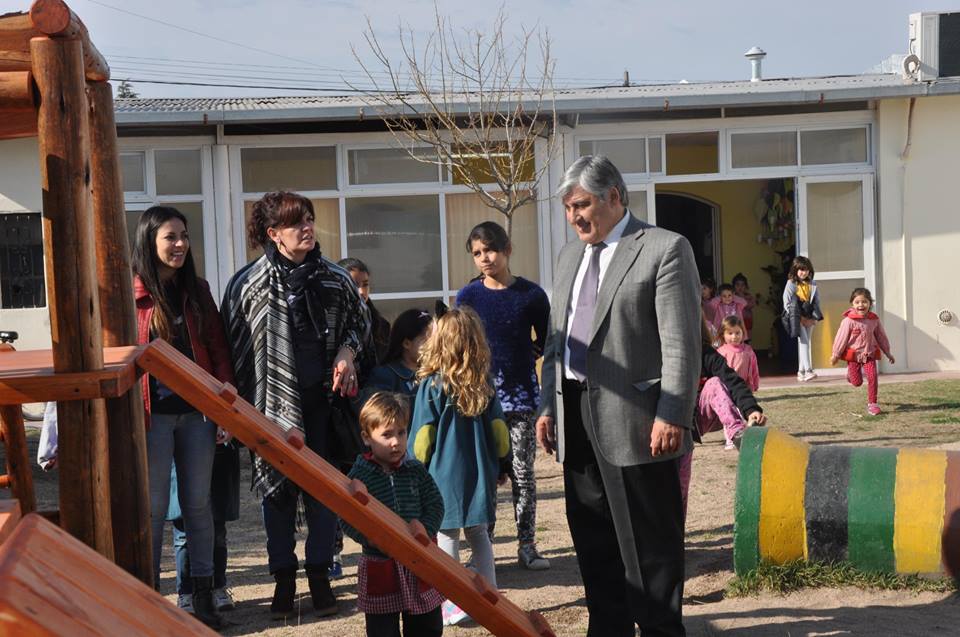 El Centro de Cuidados y Desarrollo Infantil celebró su 33 aniversario