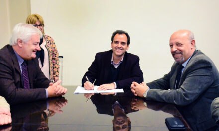 Se firmó el contrato con Autotrol S.A. por los servicios de alumbrado y semaforización