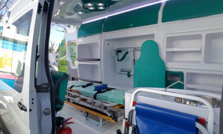 La comunidad universitaria cuenta con una nueva ambulancia