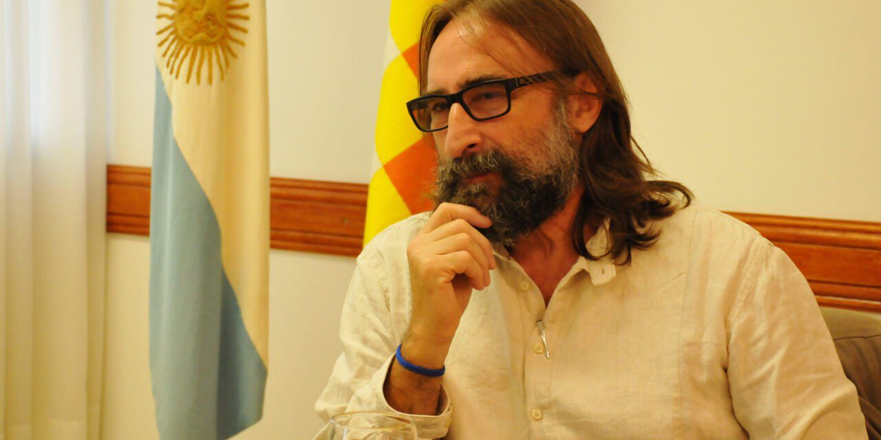 “La investigación debe dejar de ser un juguete en manos del neoliberalismo”