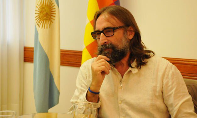 “La investigación debe dejar de ser un juguete en manos del neoliberalismo”