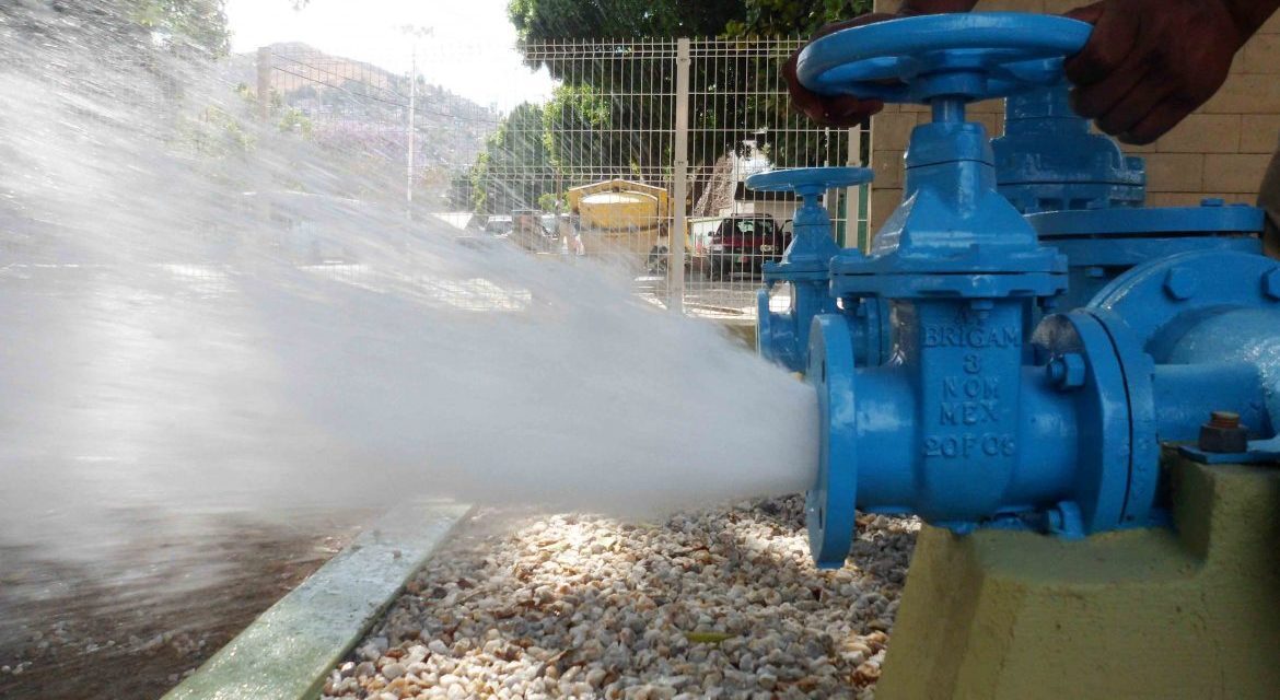 Apertura de sobres de licitación para obra de agua en Moldes