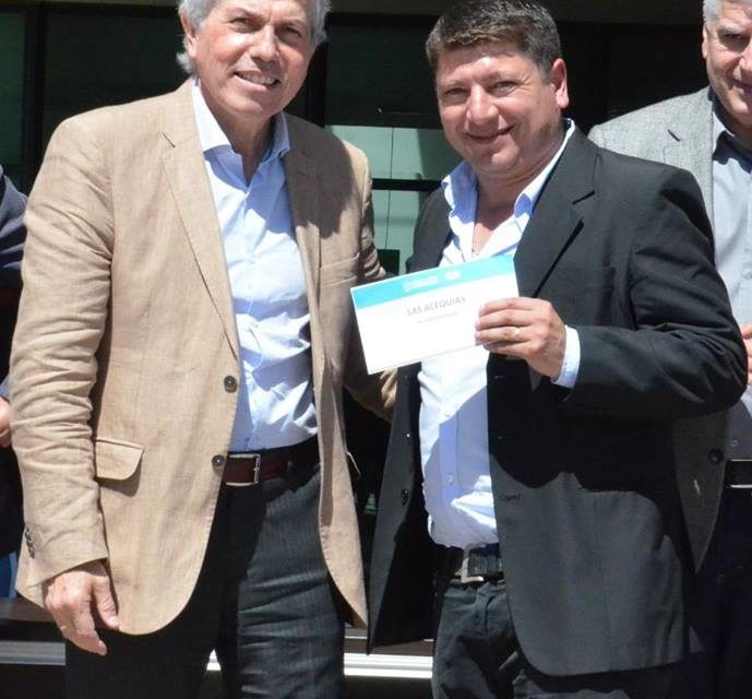 Las Acequias recibió un Kit de seguridad vial