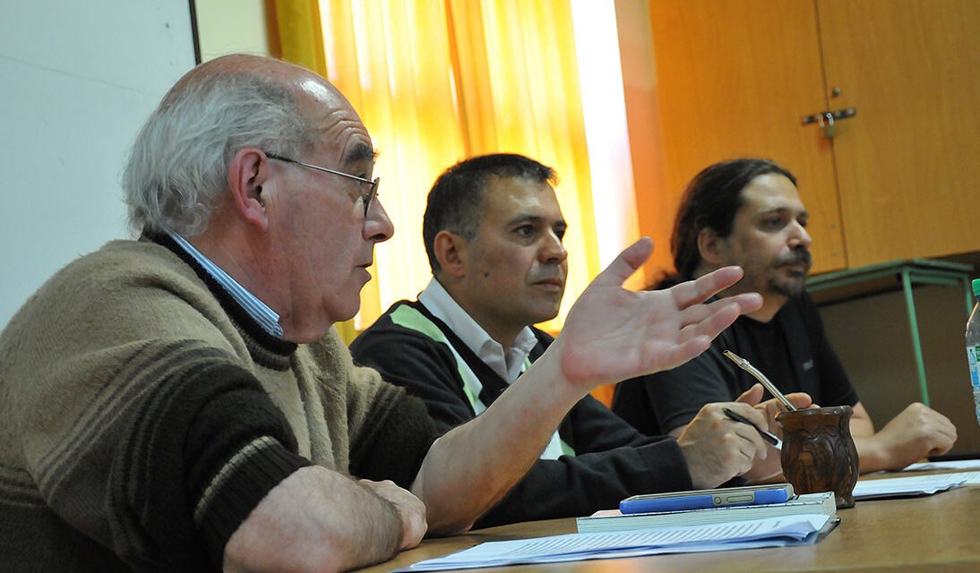 Se concretó un panel sobre política y tecnología