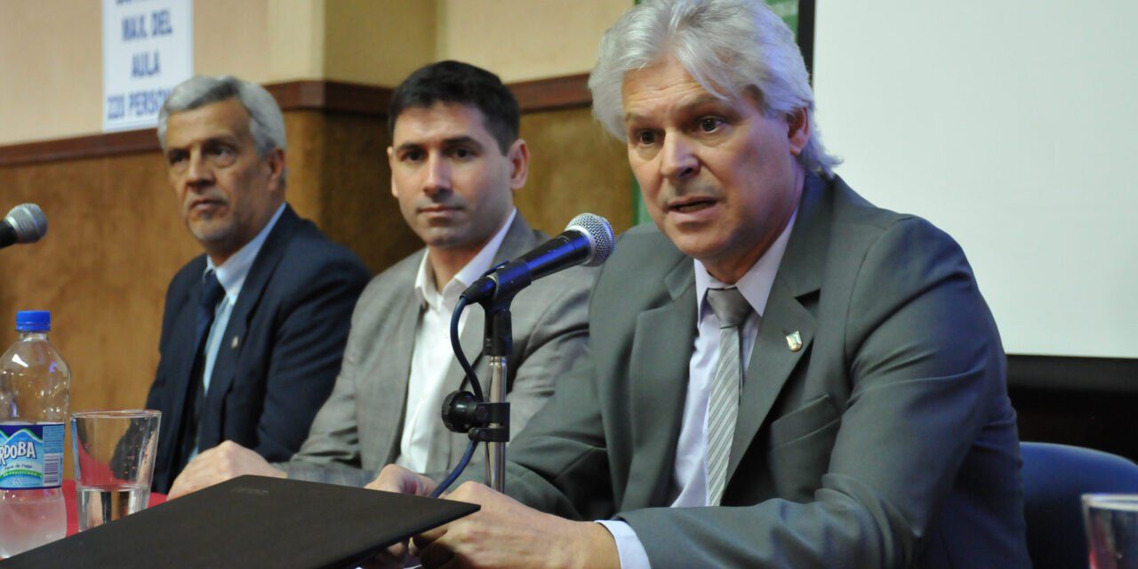 Rovere fue reelecto al frente de la Región Centro de los Consejos de Planificación