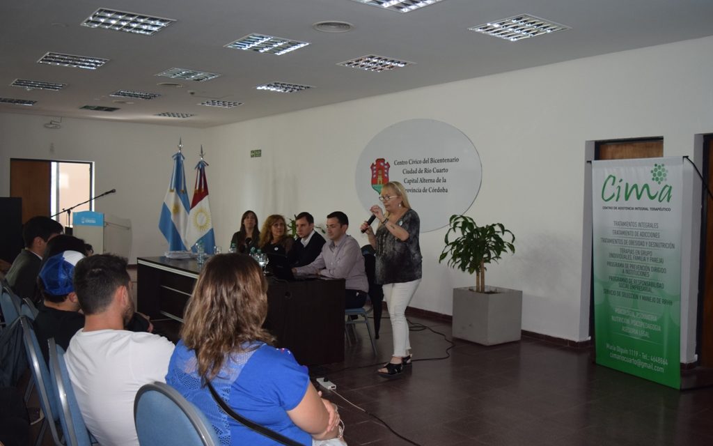 Río Cuarto: Docentes se capacitaron en Tourette