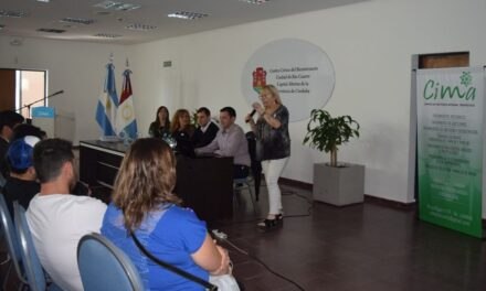 Río Cuarto: Docentes se capacitaron en Tourette