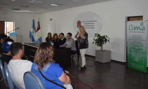 Río Cuarto: Docentes se capacitaron en Tourette