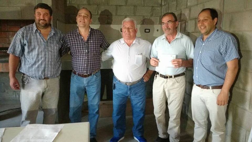 Entrega de fondos para el Club Newbery de Ucacha
