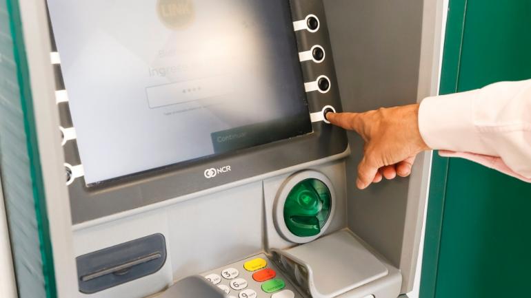 Cajeros Automaticos fuera de servicio en varias localidades