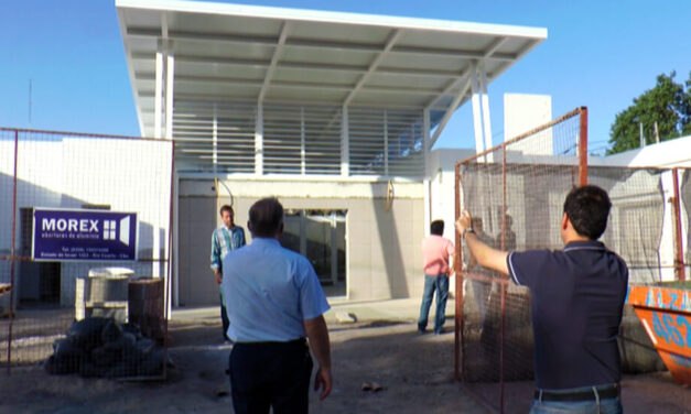 Llamosas recorrió la obra del Dispensario S24 de Alberdi