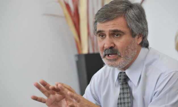 El ministro de Educación fue recibido por autoridades universitarias