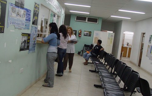 Exámenes médicos para estudiantes universitarios