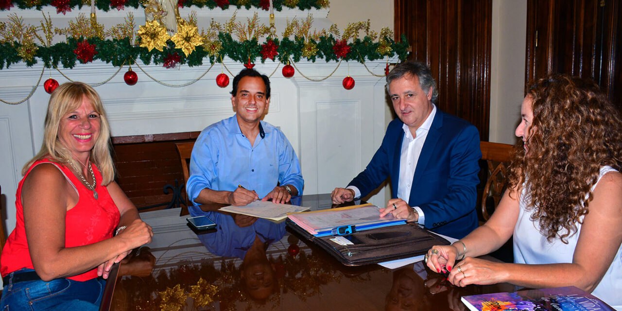 ACIPDIM recibió la escritura de un terreno construir su sede