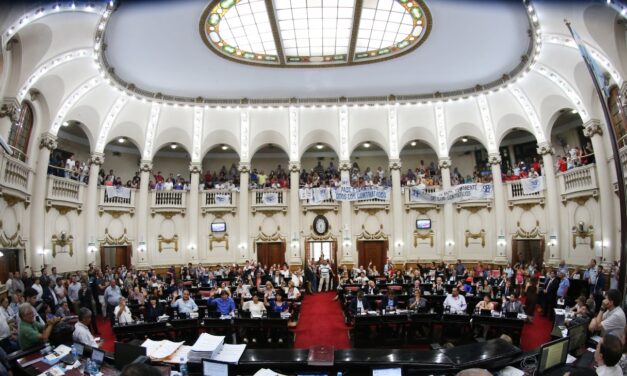 La Unicameral aprobó por unanimidad la Ley de Electrodependientes