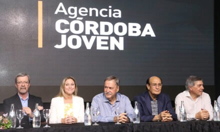 Schiaretti presentó el Programa Provincial Jóvenes del Centenario
