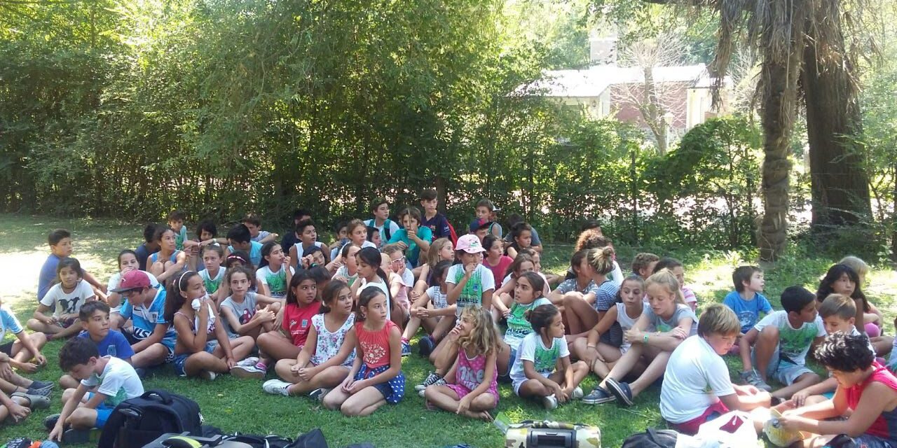 La Escuela de Verano de la UNRC participó de un campamento en Santa Rosa