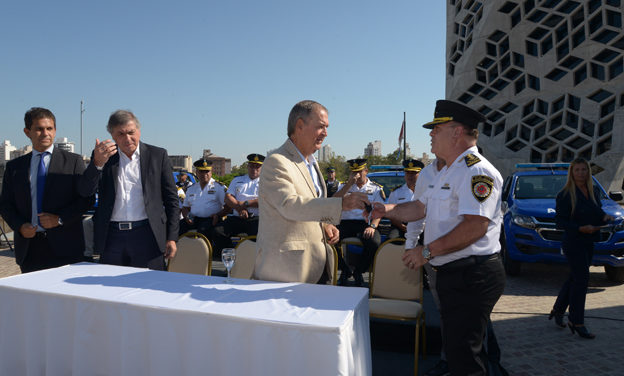 La Policía suma 50 camionetas para reforzar la prevención