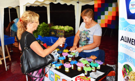 La Feria Barrial de Alimentos cumple un año