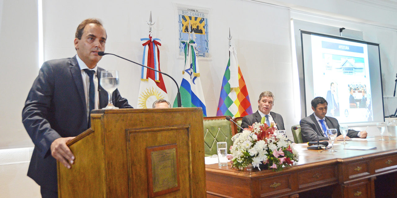Llamosas inauguró el período 2018 de Sesiones Ordinarias