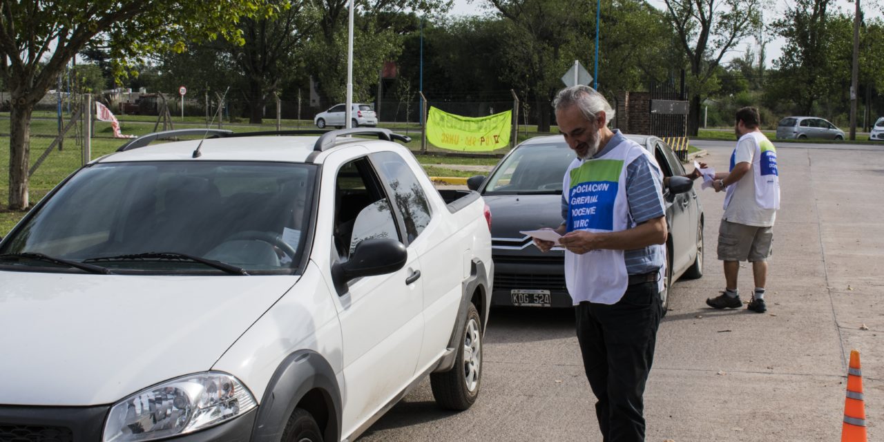 Río Cuarto: El 75% de los docentes se adhirió al paro