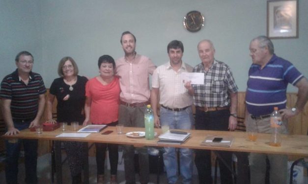 Entrega de subsidio para el centro de jubilados de Bulnes