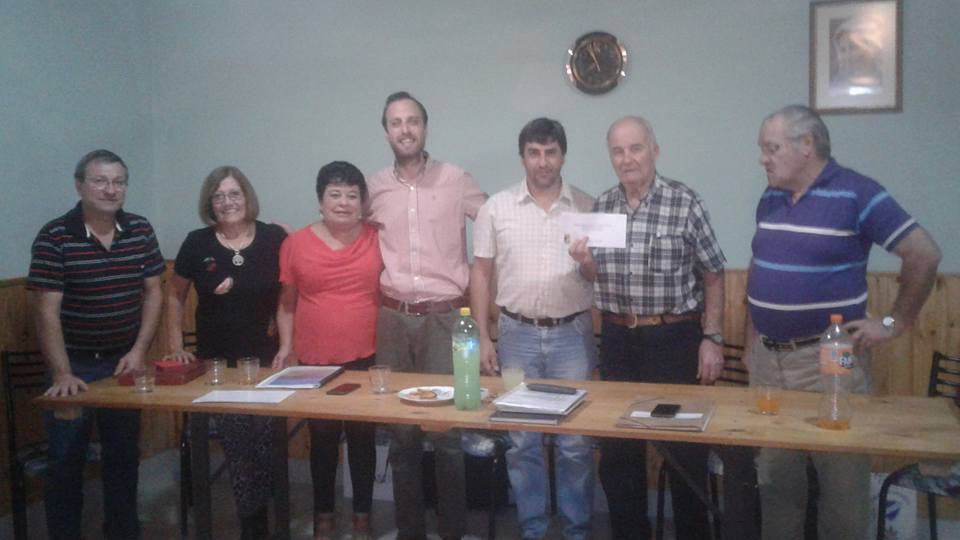 Entrega de subsidio para el centro de jubilados de Bulnes