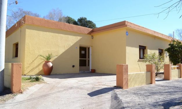 Firma de convenio para mejorar el centro de salud