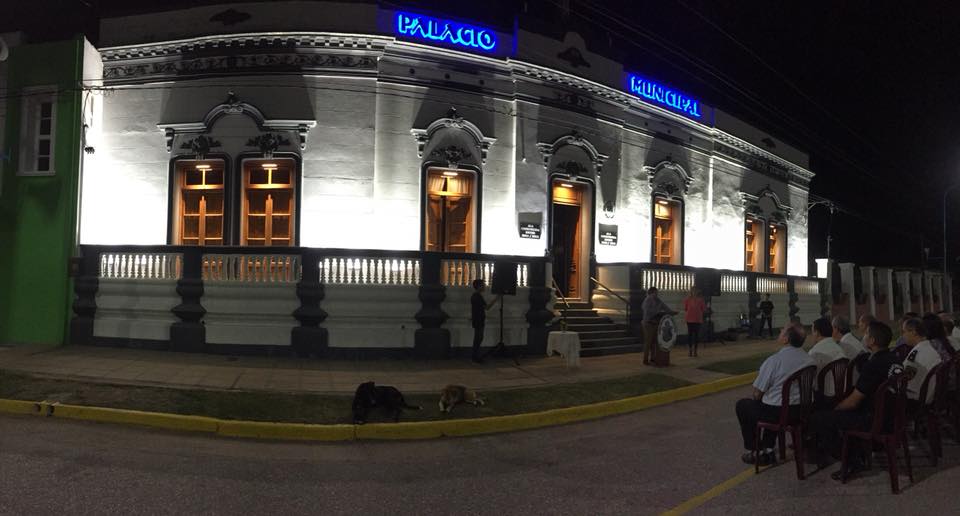 Se inauguró la puesta en valor del palacio municipal en Reducción