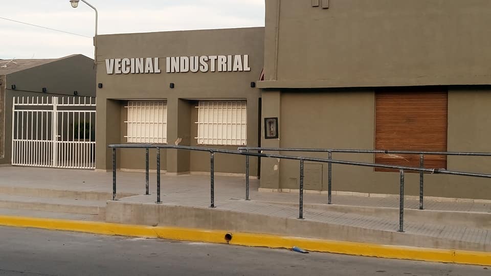 Comienzan los talleres en la Vecinal Industrial