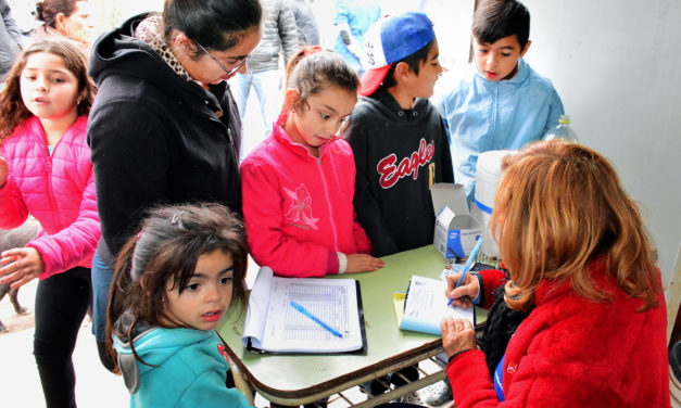 Vacunación antirrábica: la campaña se trasladó al barrio Rio Limay