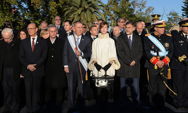 Una multitud acompañó el acto del 25 de mayo en Villa Carlos Paz