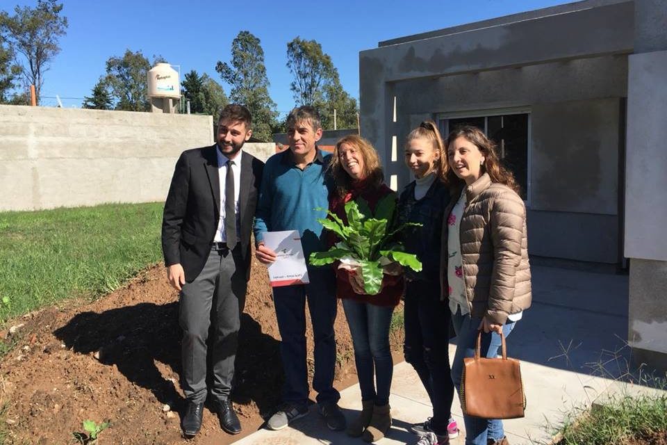 Se entregó una vivienda en General Deheza