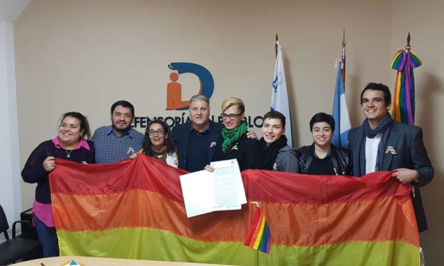 La Defensoría del Pueblo firmó un convenio con la Mesa de la Diversidad