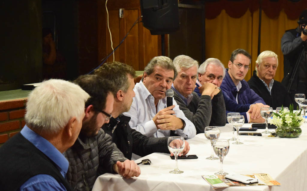 Avanzan las gestiones para las mejoras de caminos rurales en el sur provincial