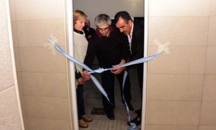 Nueva batería de baños para la Vecinal Industrial