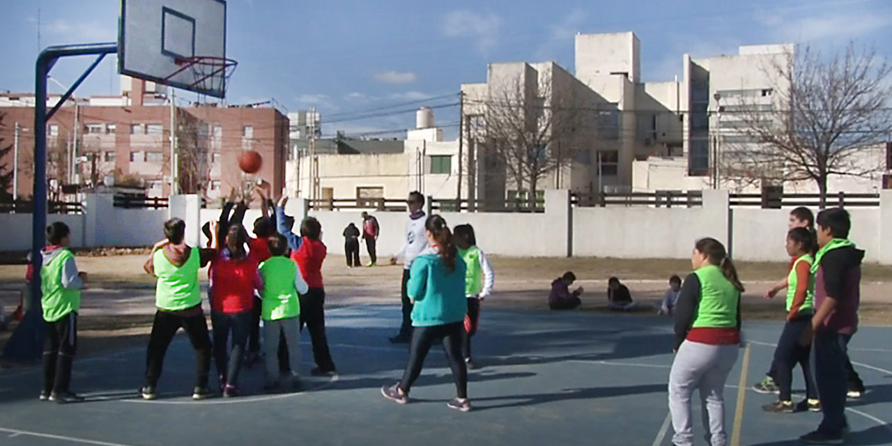 Más de mil niños participaron de vacaciones en Deportes Río Cuarto