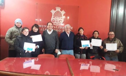 Alejandro Roca: entregaron créditos del Banco de la Gente