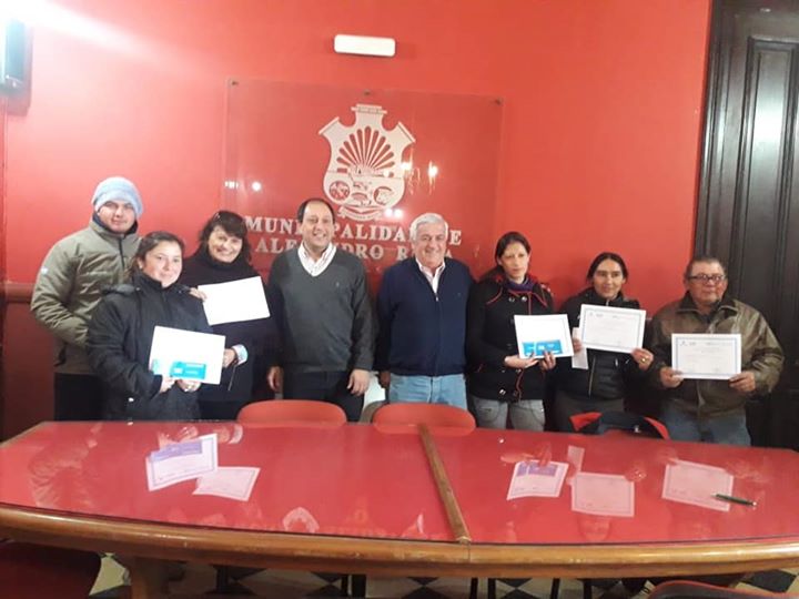 Alejandro Roca: entregaron créditos del Banco de la Gente