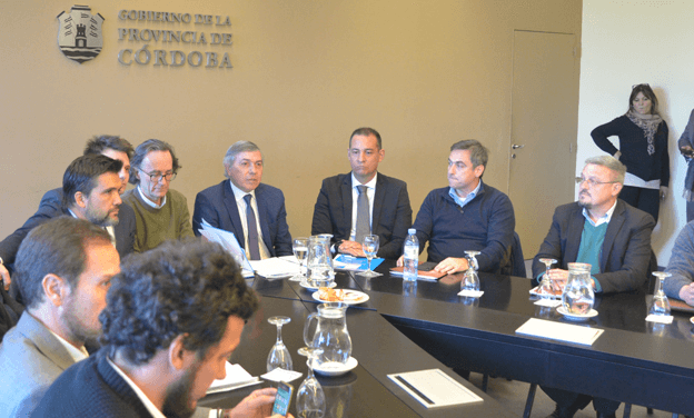 La Provincia avanza en un acuerdo federal con municipios y comunas