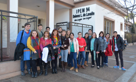La Universidad mostró su oferta académica y de servicios en Moldes