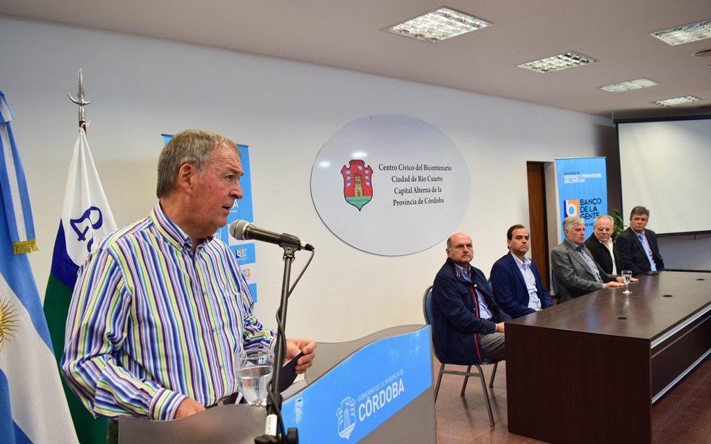 Schiaretti defendió el campo y la educación pública