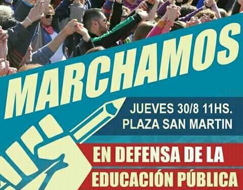 Distintas actividades se desarrollan en el marco del plan de lucha docente