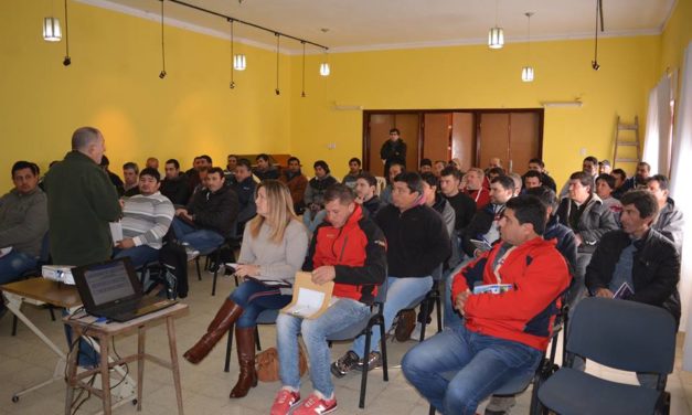 Villa Huidobro: Capacitación para aplicadores de fitosanitarios