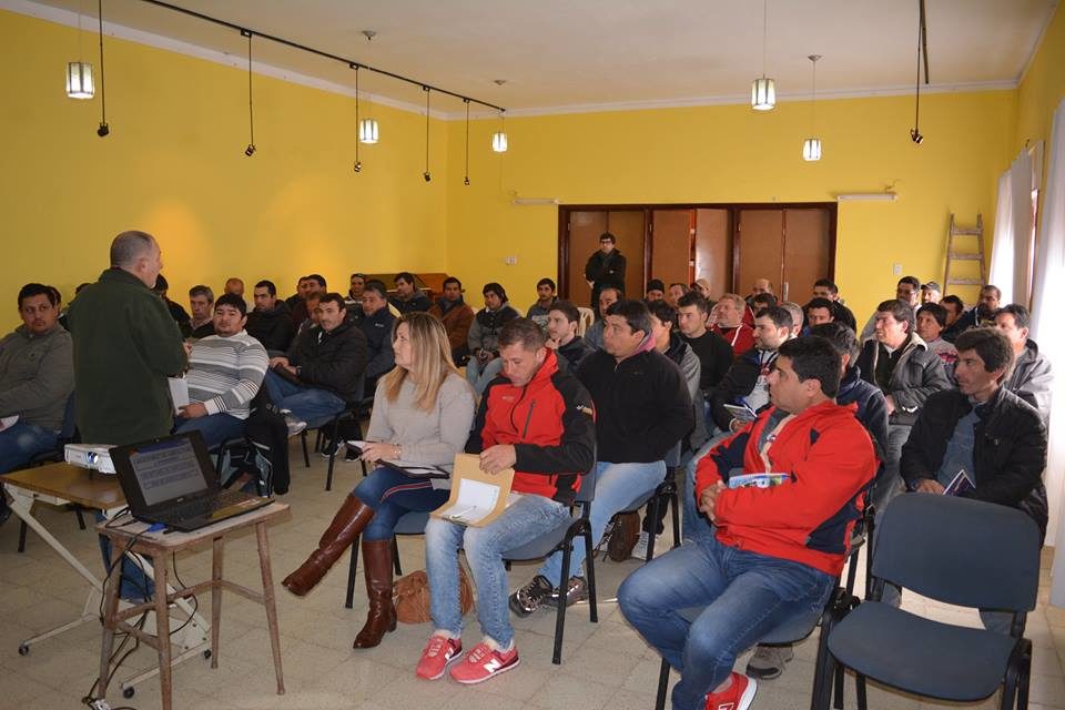 Villa Huidobro: Capacitación para aplicadores de fitosanitarios