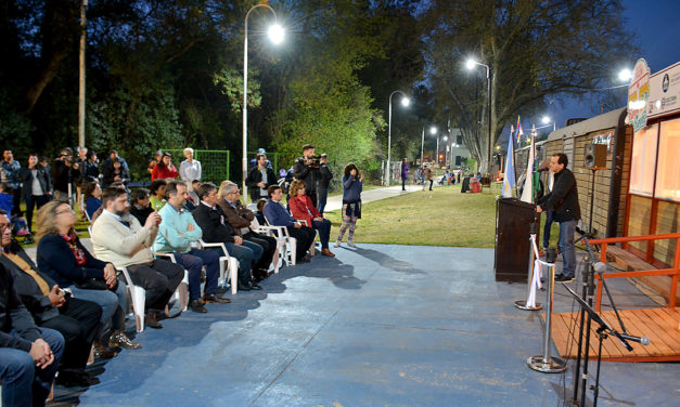 Se inauguró la Biblioteca Vagón “Reino del Revés”