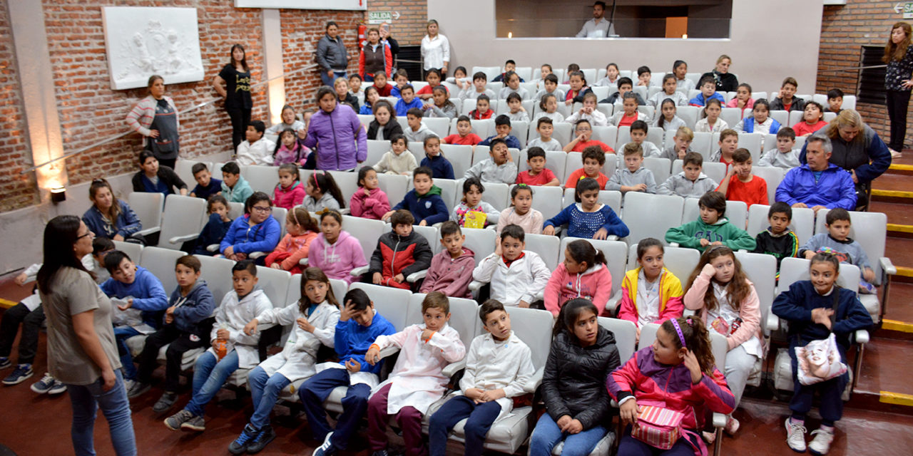 Desenredando Palabras: ciento de niños y adolescentes pasaron por el ciclo de cine