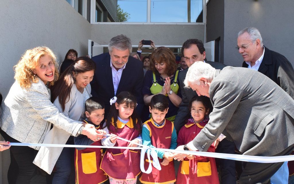 Se inauguraron dos jardines de infantes en Río Cuarto